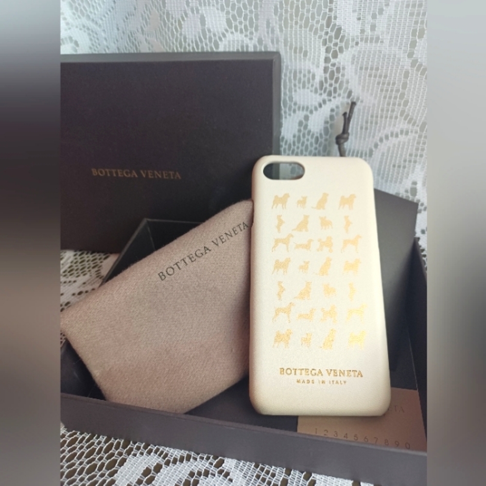 Bottega Veneta Iphone Case ONLY